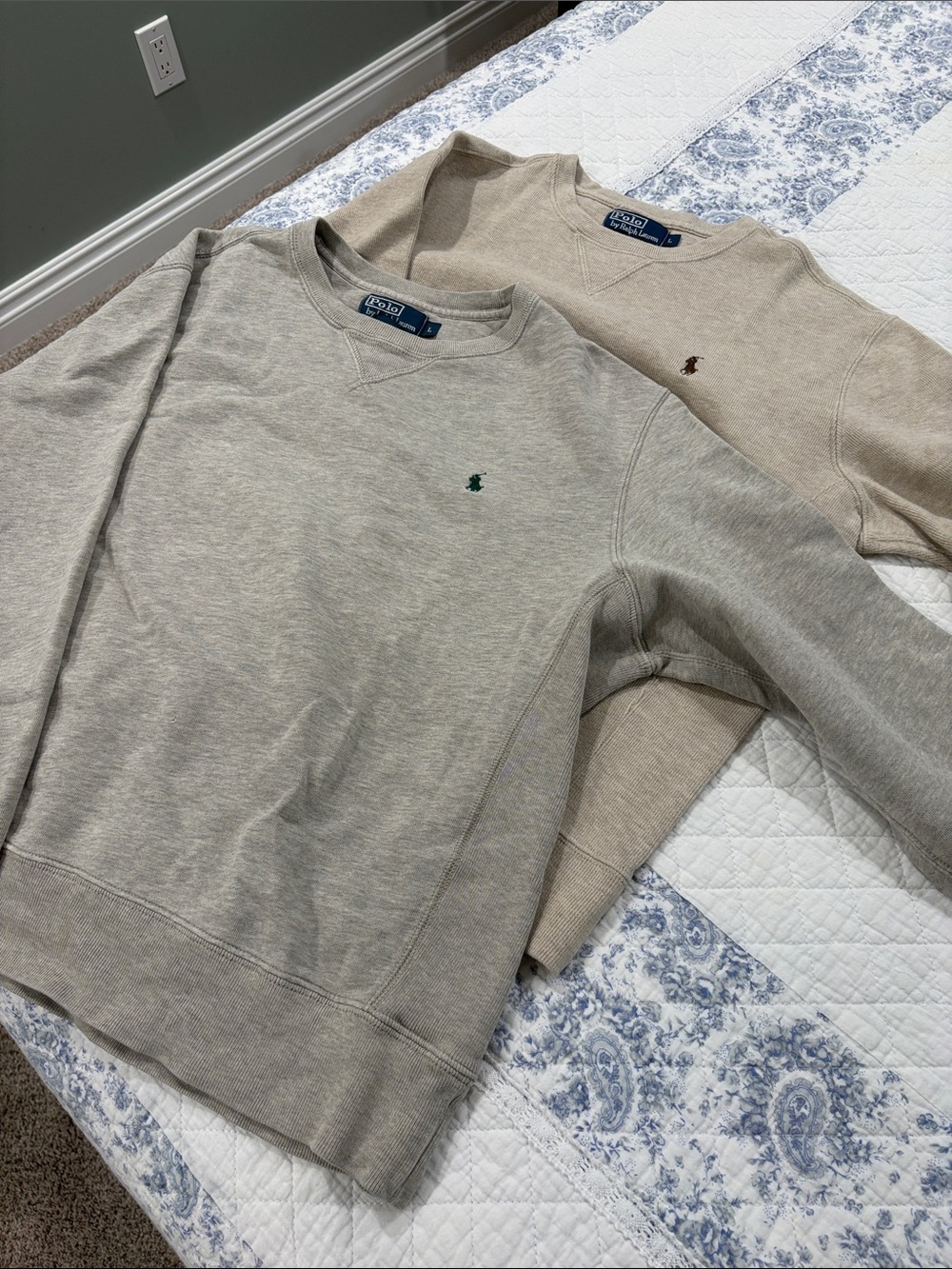 Ralph Lauren Men’s Crewneck Sweatshirts in Light Gray and Beige Large Cotton EUC